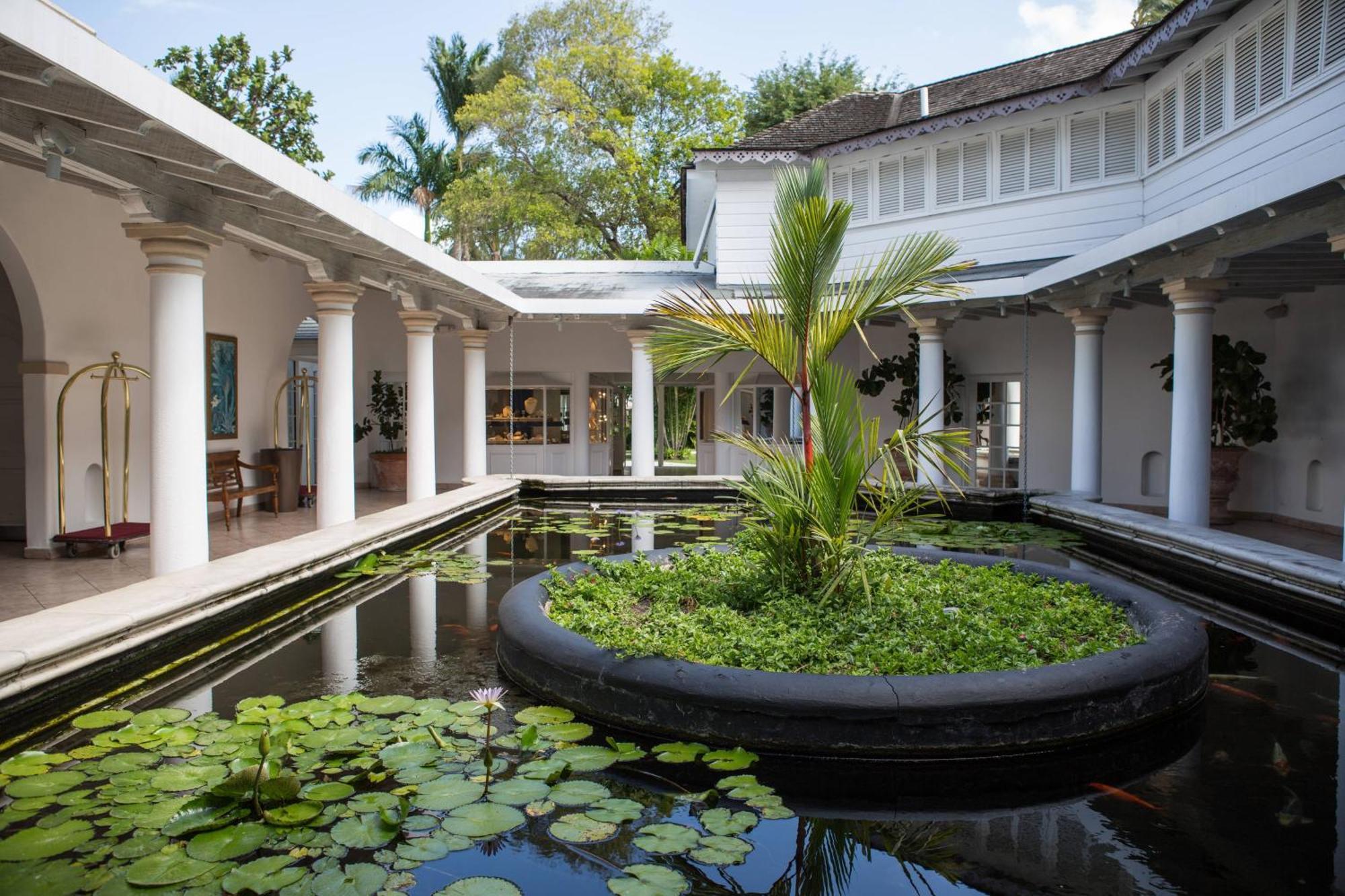 Colony Club By Elegant Hotels Saint James Eksteriør bilde